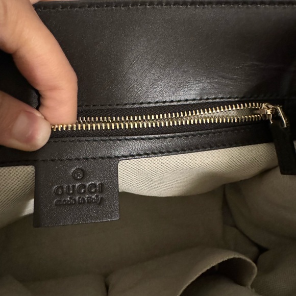 Gucci shoulder bag - Picture 12 of 14